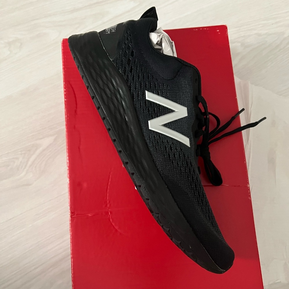 - New Balance Warislk3 Running Course 8.5
